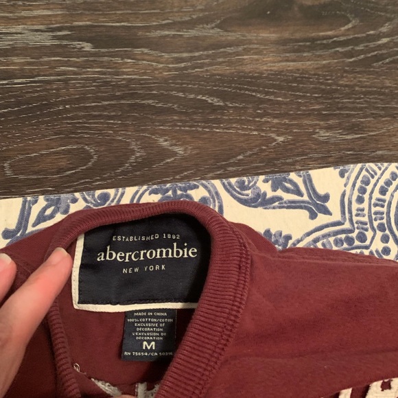 Abercrombie Kids long sleeve tee - Picture 2 of 4